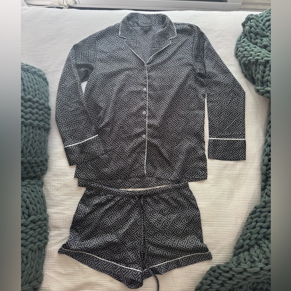 Matching pajama set - Picture 2 of 3